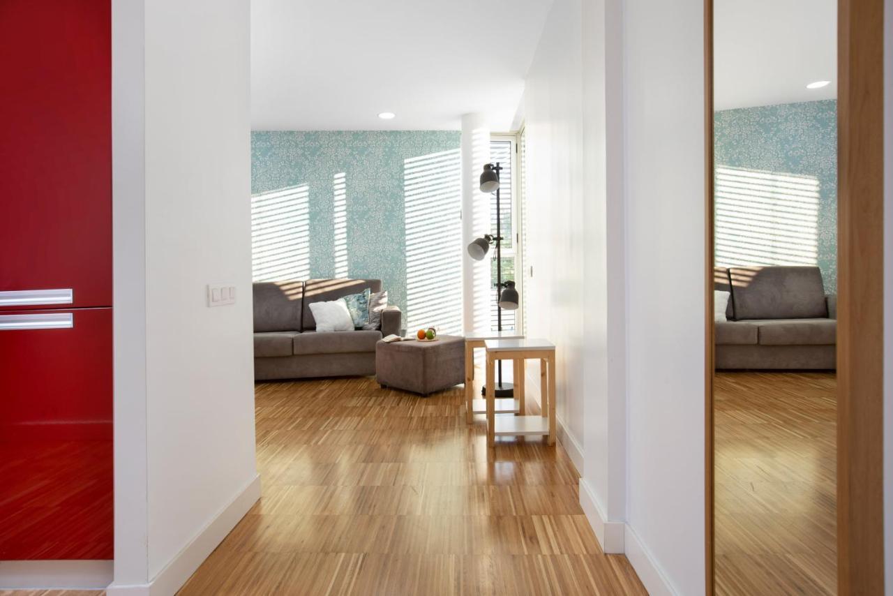 Stay U-Nique Apartments Pellaires Barcelona Ngoại thất bức ảnh