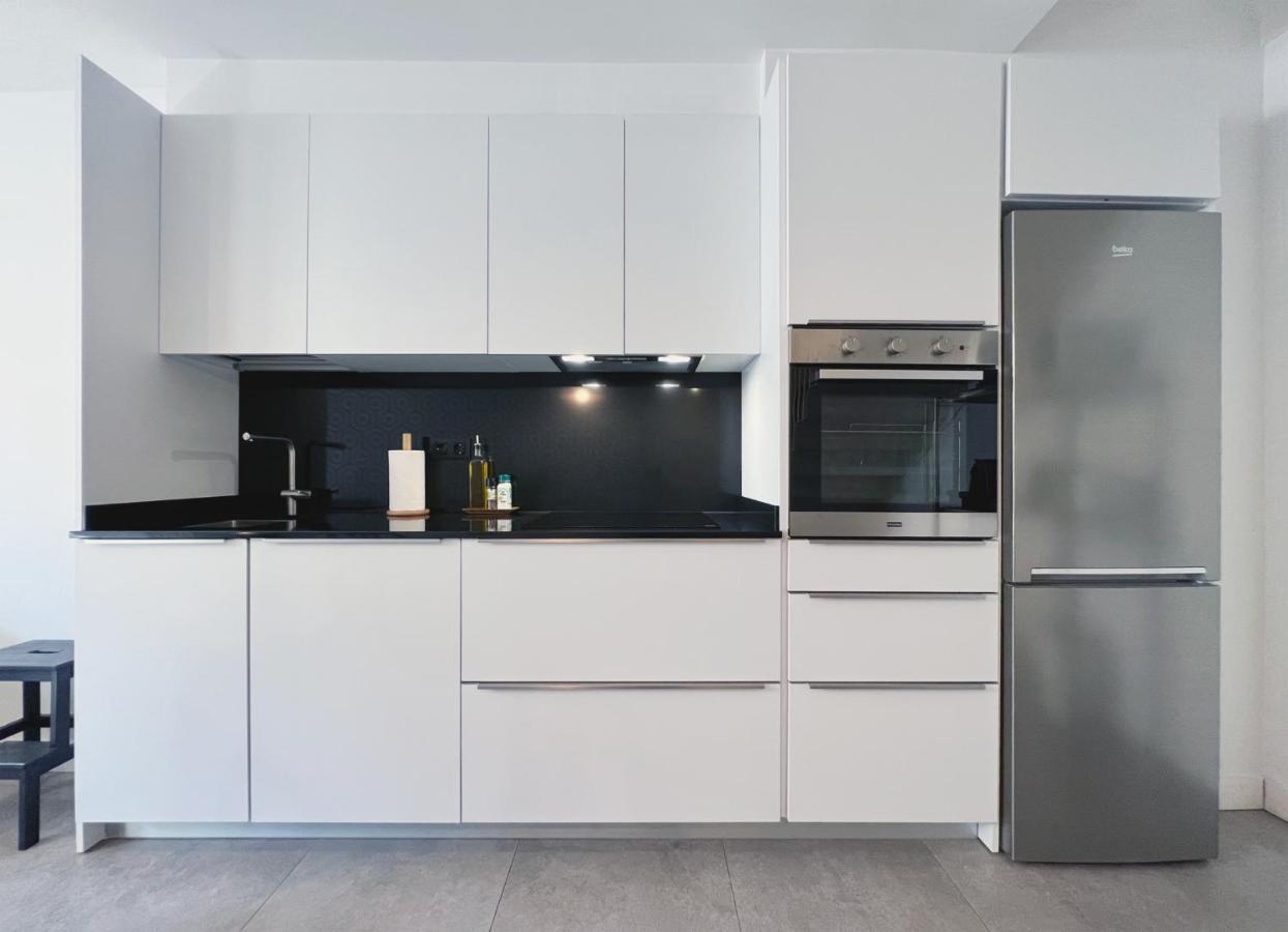 Stay U-Nique Apartments Pellaires Barcelona Ngoại thất bức ảnh