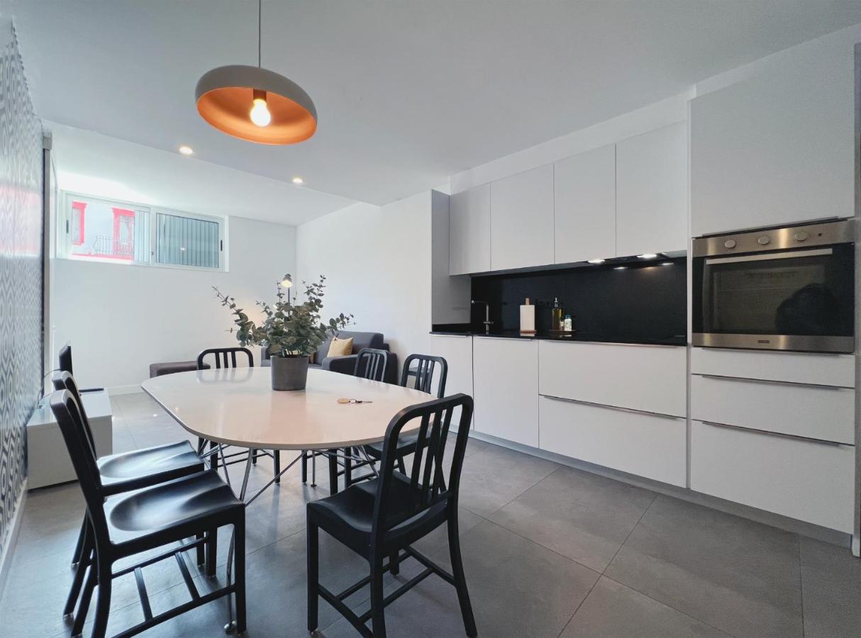 Stay U-Nique Apartments Pellaires Barcelona Ngoại thất bức ảnh
