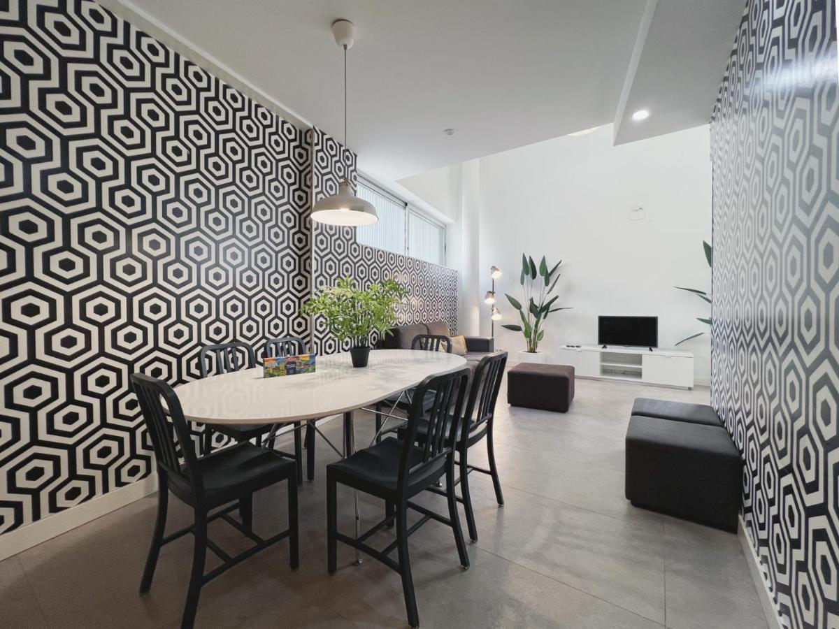 Stay U-Nique Apartments Pellaires Barcelona Ngoại thất bức ảnh