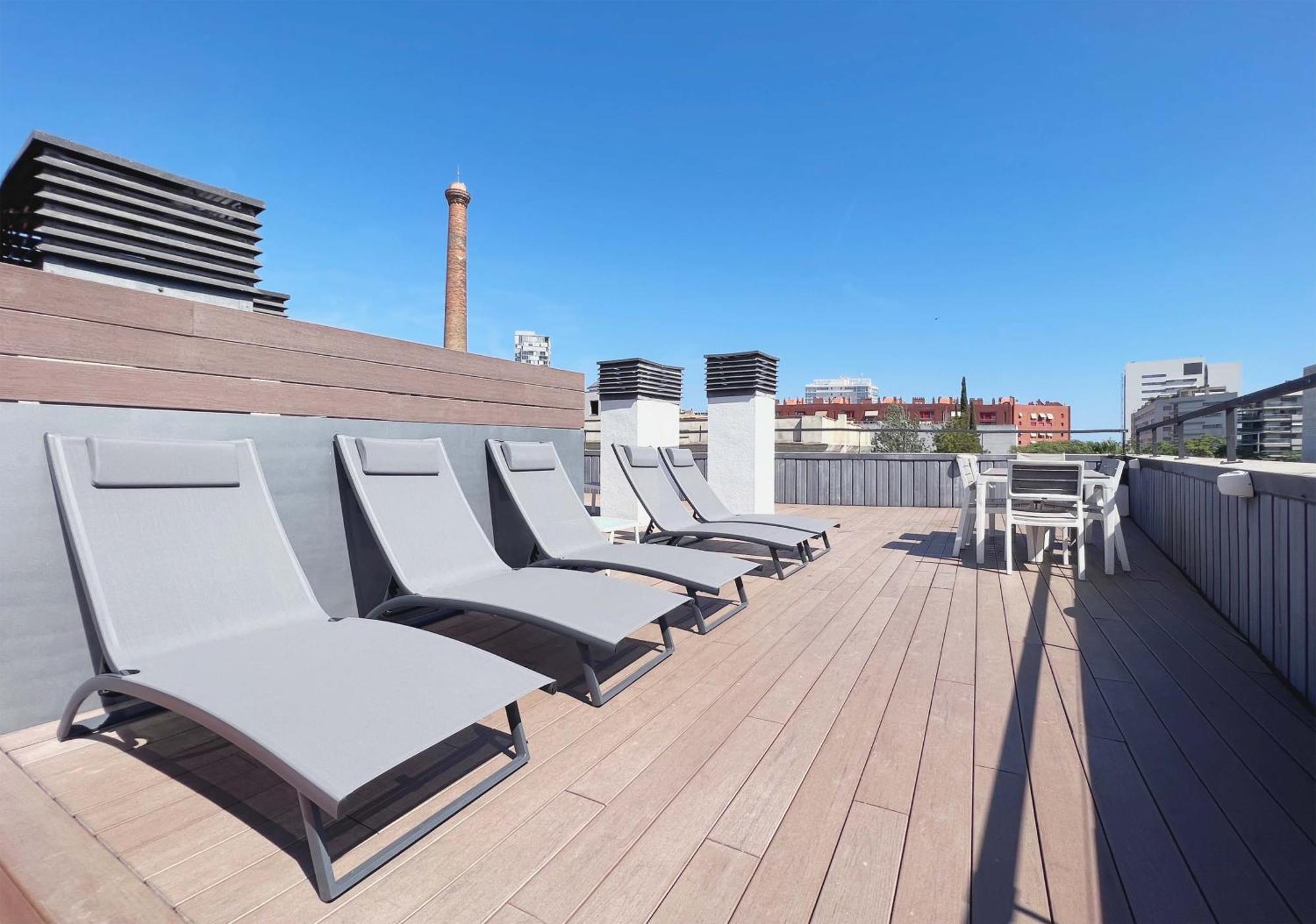Stay U-Nique Apartments Pellaires Barcelona Ngoại thất bức ảnh