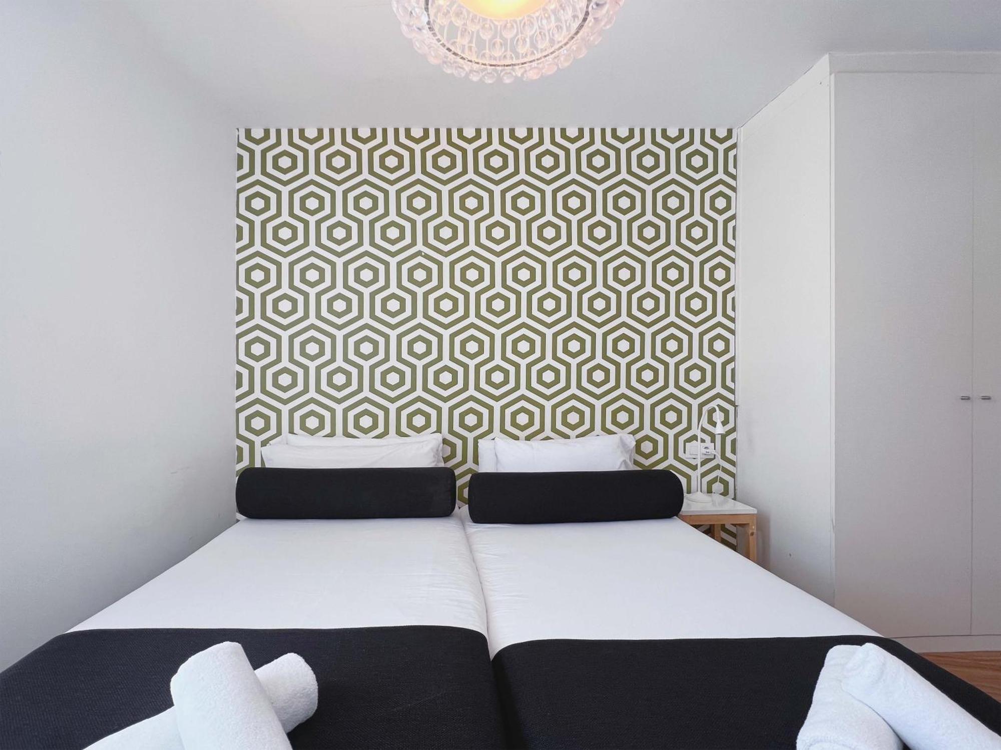 Stay U-Nique Apartments Pellaires Barcelona Ngoại thất bức ảnh